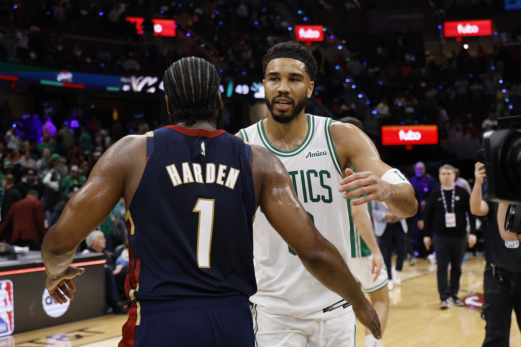 东部2号种子争夺战白热化！凯尔特人领跑 尼克斯&amp;骑士紧随其后