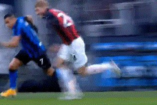 博鱼体育入口-【意杯】伊布拔头筹+染红 国米补时绝杀2比1AC米兰